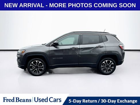Used 2023 Jeep Compass Limited image 4