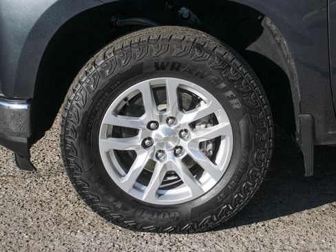 Used 2020 Chevrolet Silverado 1500 LT w/ All-Star Edition image 37