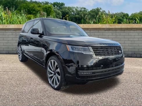New 2026 Land Rover Range Rover Long Wheelbase SE AWD/4WD image 3