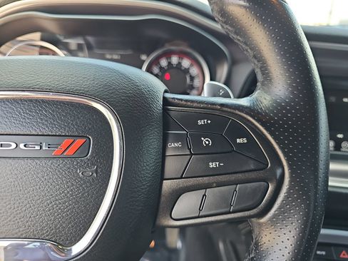 Used 2022 Dodge Challenger GT RWD image 17