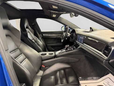 Used 2017 Porsche Panamera 4S w/ Sport Package AWD/4WD image 24