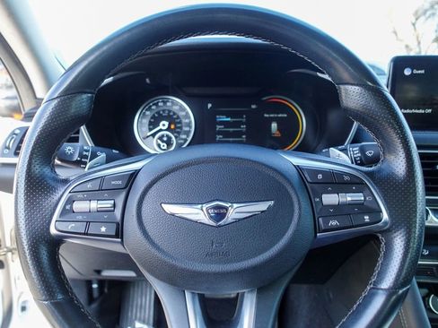 Used 2022 Genesis G70 3.3T image 12