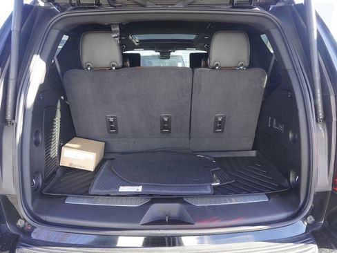 Used 2024 GMC Yukon Denali Ultimate image 32