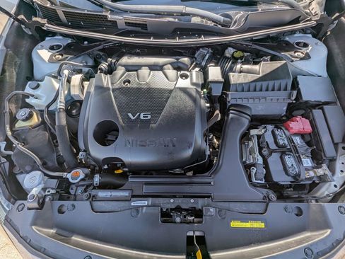 Used 2017 Nissan Maxima 3.5 S image 9