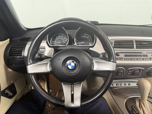 Used 2003 BMW Z4 2.5i RWD image 11