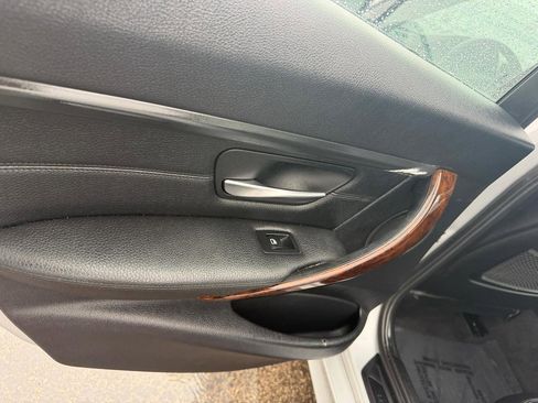 Used 2013 BMW 328i Sedan RWD image 26