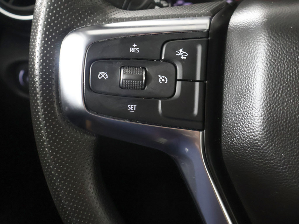 Used 2025 Chevrolet Blazer LT AWD/4WD image 38