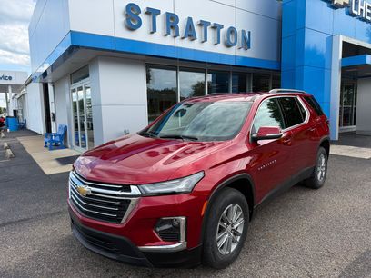 Used 2023 Chevrolet Traverse LT