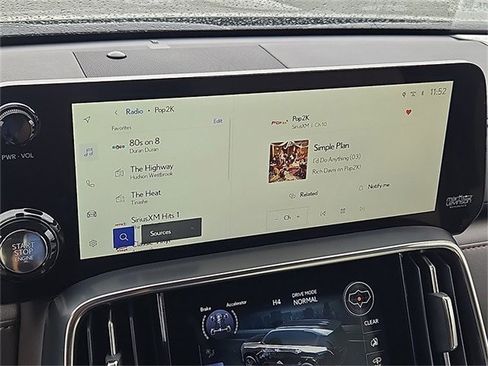 New 2025 Lexus LX 600 4WD w/ Luxury Package image 18