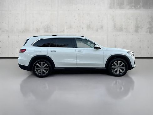 Used 2023 Mercedes-Benz GLS 450 4MATIC image 8