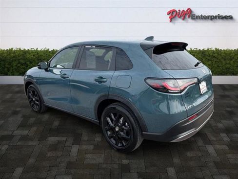 Used 2024 Honda HR-V Sport image 2