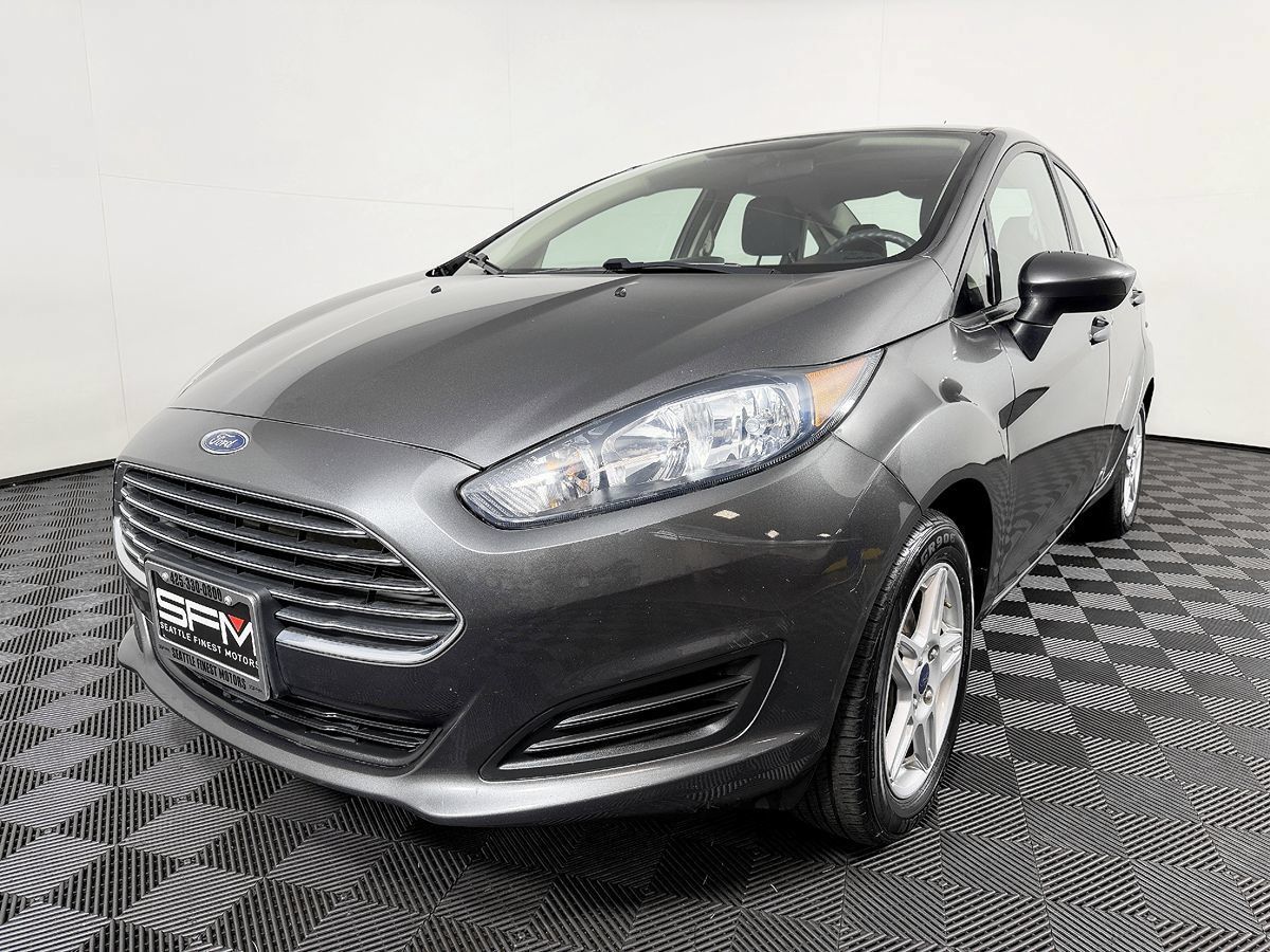 Used 2018 Ford Fiesta SE FWD image 3