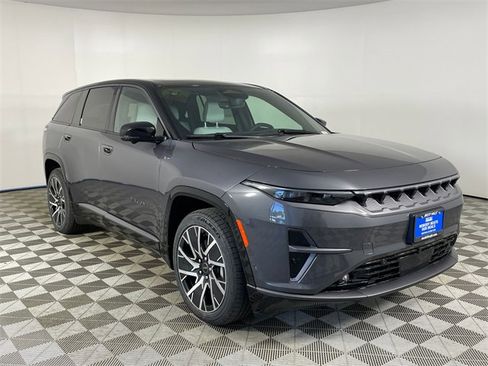 New 2025 Jeep Wagoneer S Limited image 25