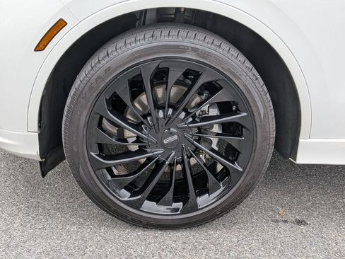 Used 2025 Lincoln Aviator Reserve w/ Equipment Group 201A image 7