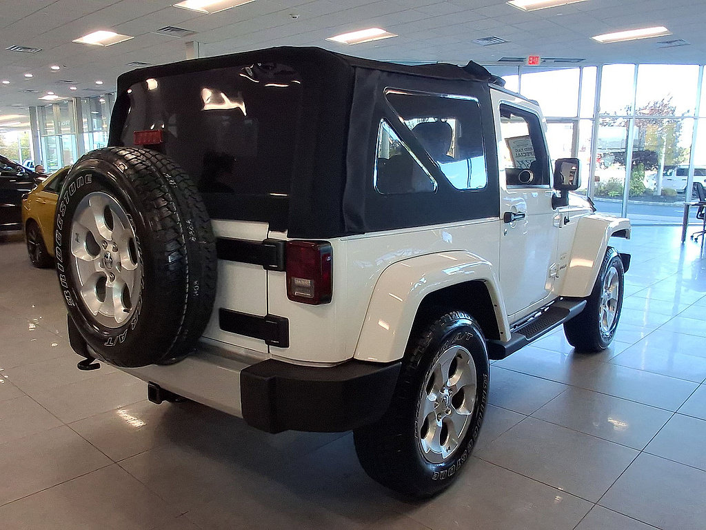 Used 2014 Jeep Wrangler Sahara w/ Dual Top Group AWD/4WD image 8