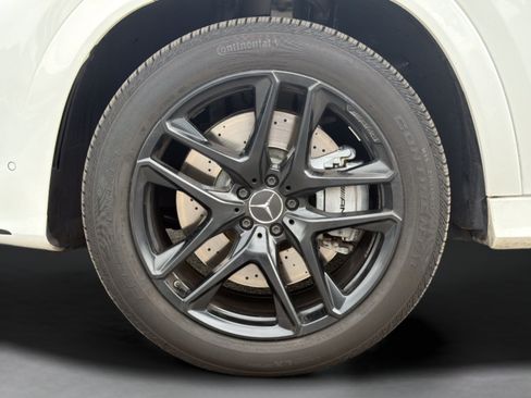 Used 2025 Mercedes-Benz GLE 53 AMG 4MATIC Coupe image 31