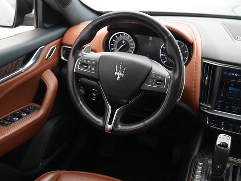 Used 2022 Maserati Levante Modena AWD/4WD image 16