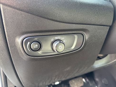 Certified 2024 Chevrolet Equinox LS image 37