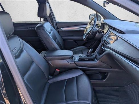 Used 2021 Cadillac XT6 Luxury image 18