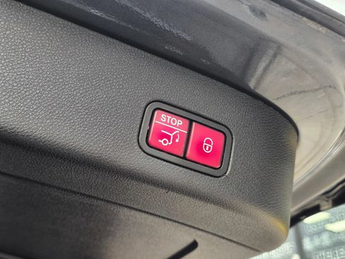 Used 2016 Mercedes-Benz GL 450 4MATIC image 37