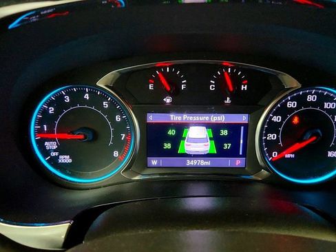 Used 2023 Chevrolet Traverse RS AWD/4WD image 15