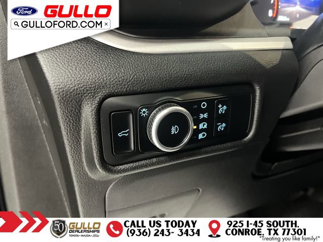 Used 2024 Ford Explorer XLT w/ Equipment Group 202A AWD/4WD image 19