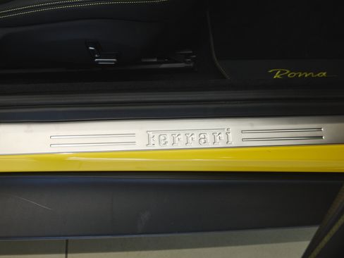 Used 2025 Ferrari Roma Spider RWD image 51
