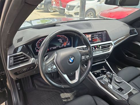 Used 2019 BMW 330i xDrive Sedan w/ Premium Package AWD/4WD image 10