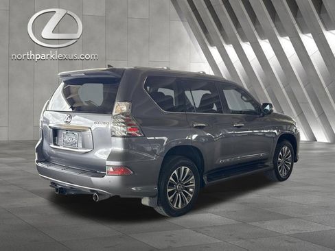 Certified 2023 Lexus GX 460 Luxury w/ Accessory Package image 6