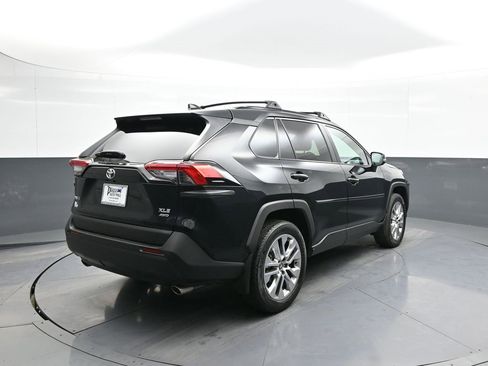 Certified 2024 Toyota RAV4 XLE Premium image 6