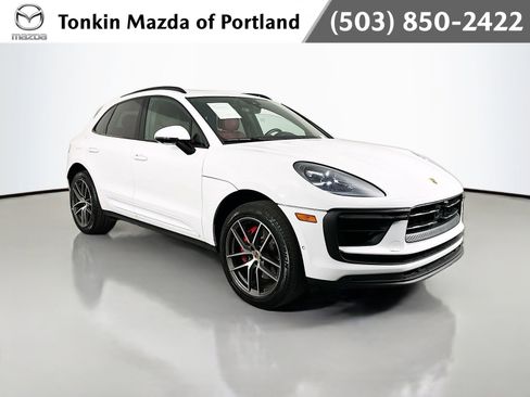 Used 2023 Porsche Macan S AWD/4WD image 1