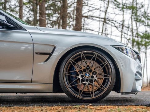 Used 2018 BMW M3 image 11