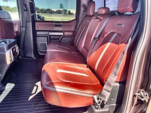 Used 2018 Ford F150 Platinum w/ Equipment Group 701A Luxury RWD image 14