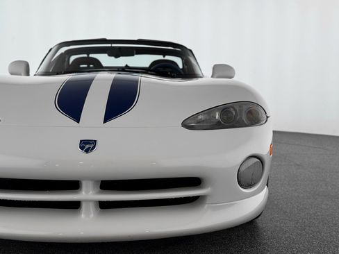 Used 1996 Dodge Viper RT/10 image 43
