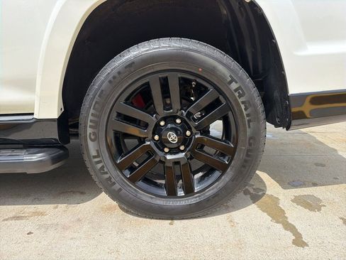 Used 2020 Toyota 4Runner Nightshade AWD/4WD image 8