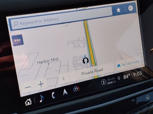 Used 2025 Cadillac XT6 Premium Luxury w/ Technology Package FWD image 19