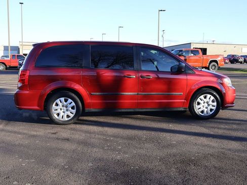 Used 2015 Dodge Grand Caravan American Value Package w/ UConnect Hands-Free Group image 7