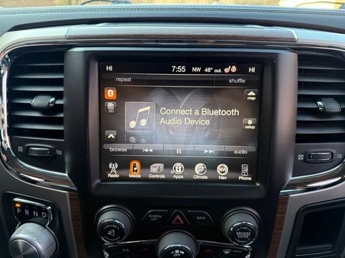 Used 2014 RAM 1500 Laramie w/ Convenience Group image 23