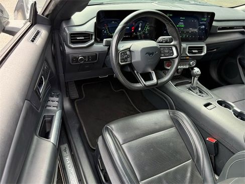 Used 2024 Ford Mustang Premium image 14
