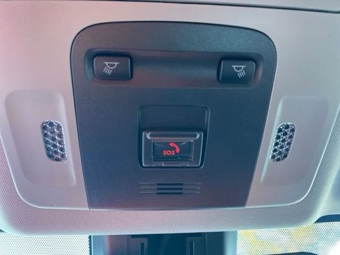 Used 2022 Toyota Camry SE image 22