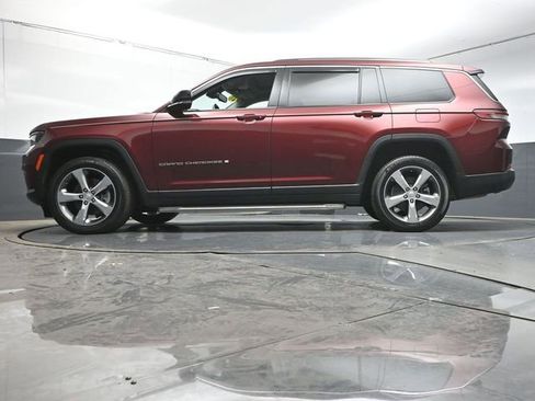 Used 2021 Jeep Grand Cherokee L Limited AWD/4WD image 37