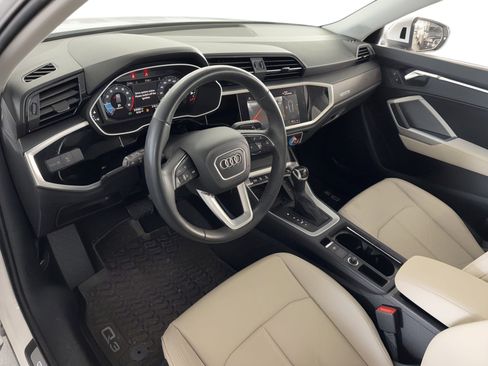 Certified 2022 Audi Q3 2.0T Premium Plus image 4