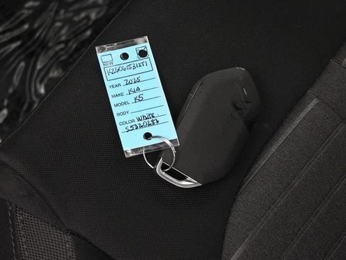 Used 2025 Kia K5 LXS FWD image 19