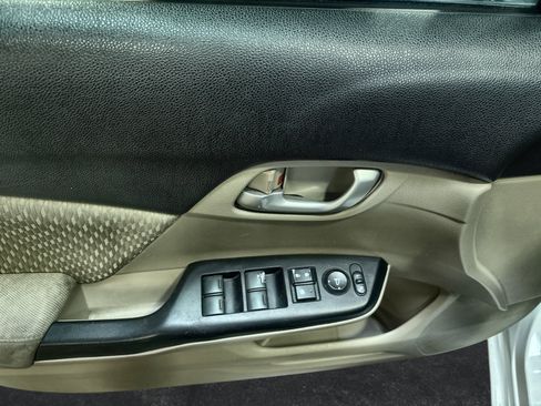 Used 2014 Honda Civic LX image 19