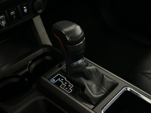 Used 2019 Toyota Tacoma TRD Off-Road image 19