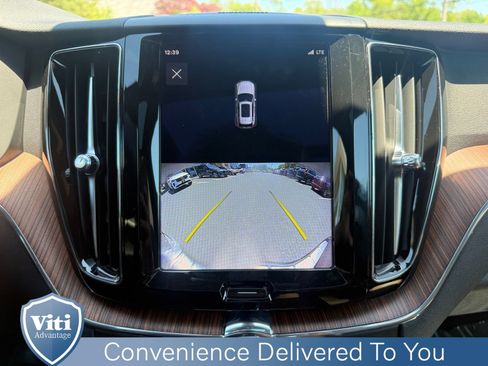 Certified 2023 Volvo XC60 B5 Plus w/ Climate Package AWD/4WD image 34