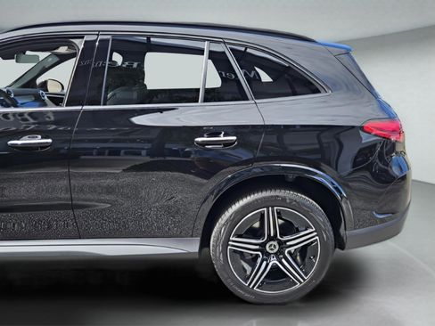 New 2026 Mercedes-Benz GLC 300 image 36