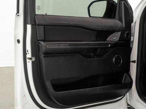 Used 2020 Ford Expedition Max XL image 6