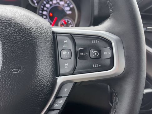 New 2026 RAM 2500 Big Horn AWD/4WD image 38