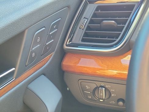 Certified 2023 Audi Q5 2.0T Premium w/ Convenience Package image 21
